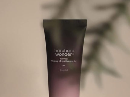 HARU HARU WONDER:Black Rice Moisture 5.5 Soft Cleansing Gel (100ml)