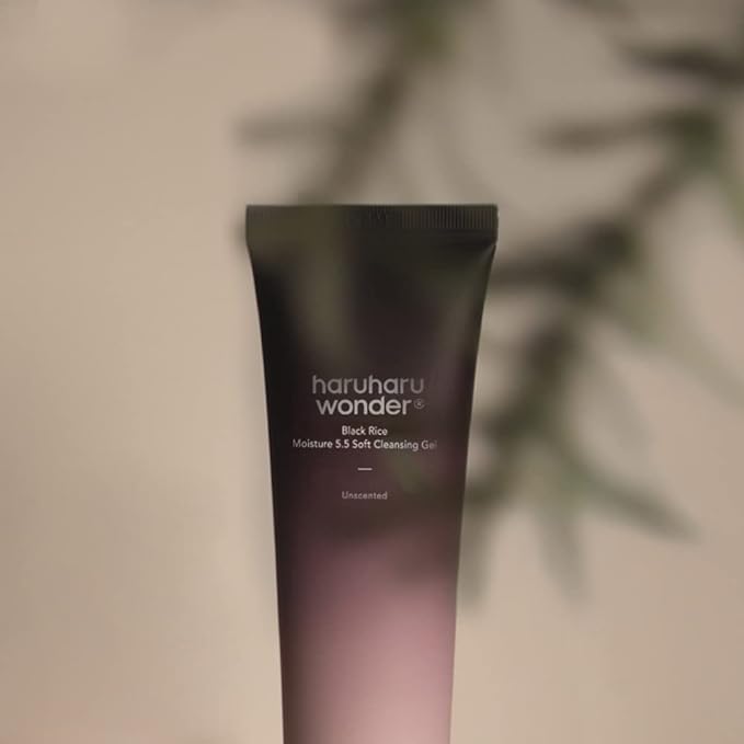 HARU HARU WONDER:Black Rice Moisture 5.5 Soft Cleansing Gel (100ml)