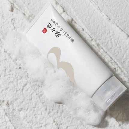 NUMBUZIN No.3 skin softening cleanser application Korean face wash Dubai