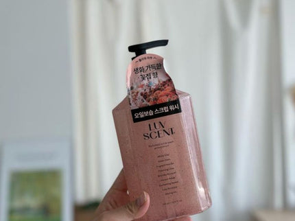 LUV SCENT Scrub Body Wash – Flower Market (500ml)