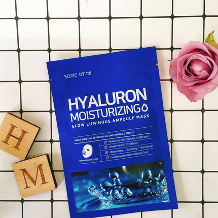 SOMEBYMI Hyaluron Moisturizing Glow Luminous Ampoule Mask